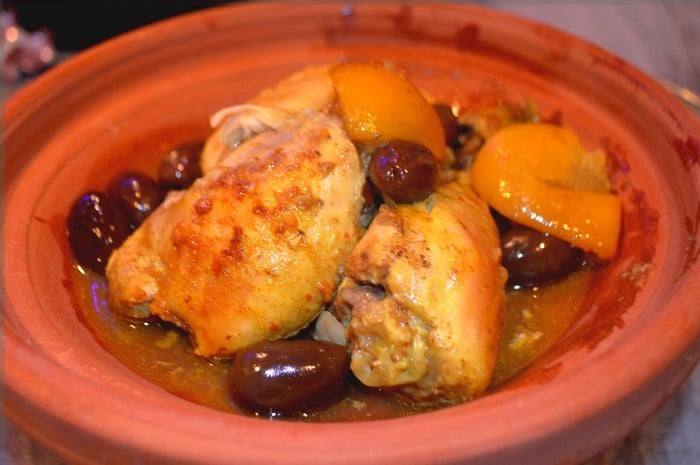 Tajine De Poulet Aux Olives À La Marocaine