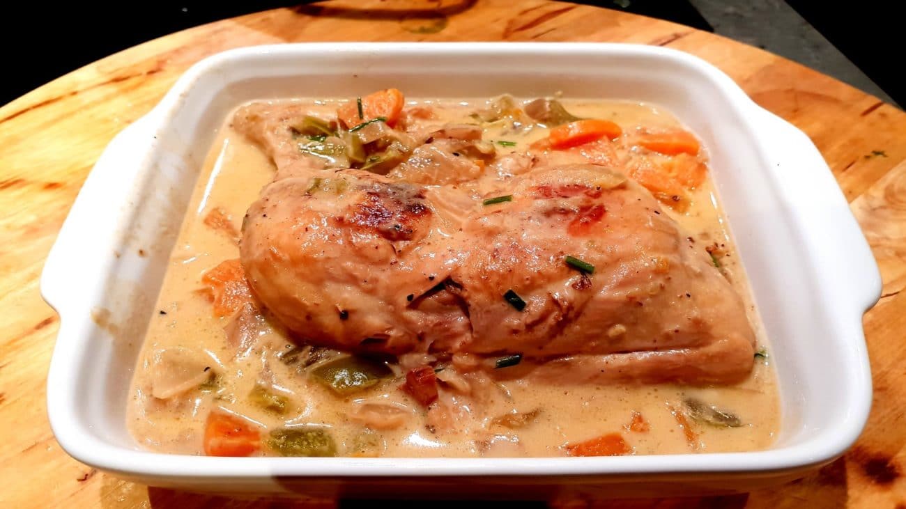 Recette de Poulet Mijoté à la crème