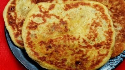 Batbout Farci Au Thon (Petits Pains Marocain à la Pôele)